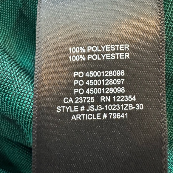 TNA -Aritzia Green Patterned Shirt - Picture 4 of 4